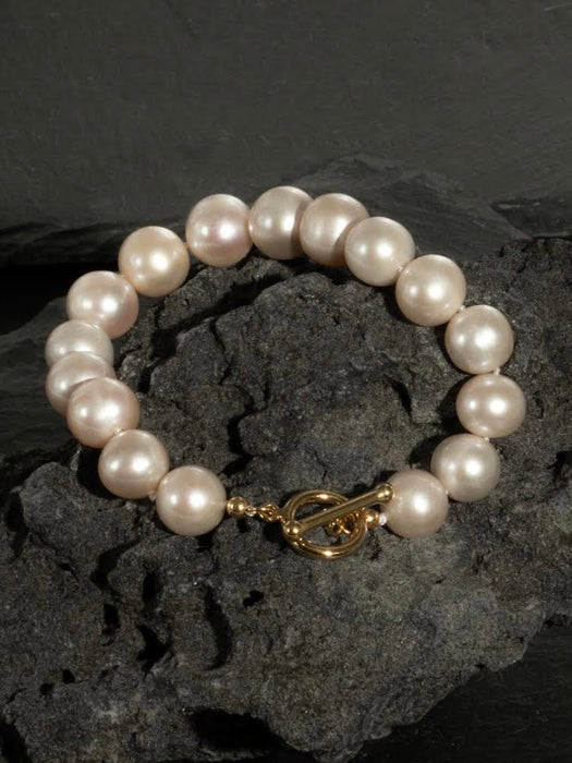 Near Round White Freshwater Pearl Bracelet Multiple Sizes – The Proper Pearl